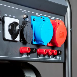 Бензиновый генератор FUBAG BS 7500 XD ES DUPLEX в Якутске фото