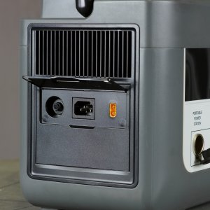 Портативная электростанция FUBAG AS 2400i в Якутске фото