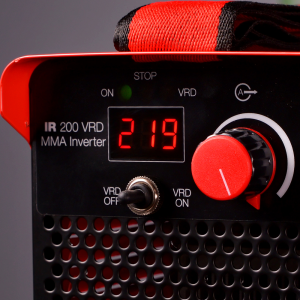 Инвертор сварочный FUBAG IR 200 VRD в Якутске фото