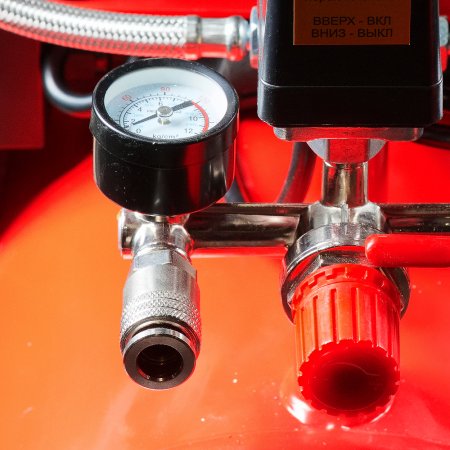 Компрессор безмасляный малошумный FUBAG Свободный Воздух (Free Air) 490/50/4.0 S в Якутске фото